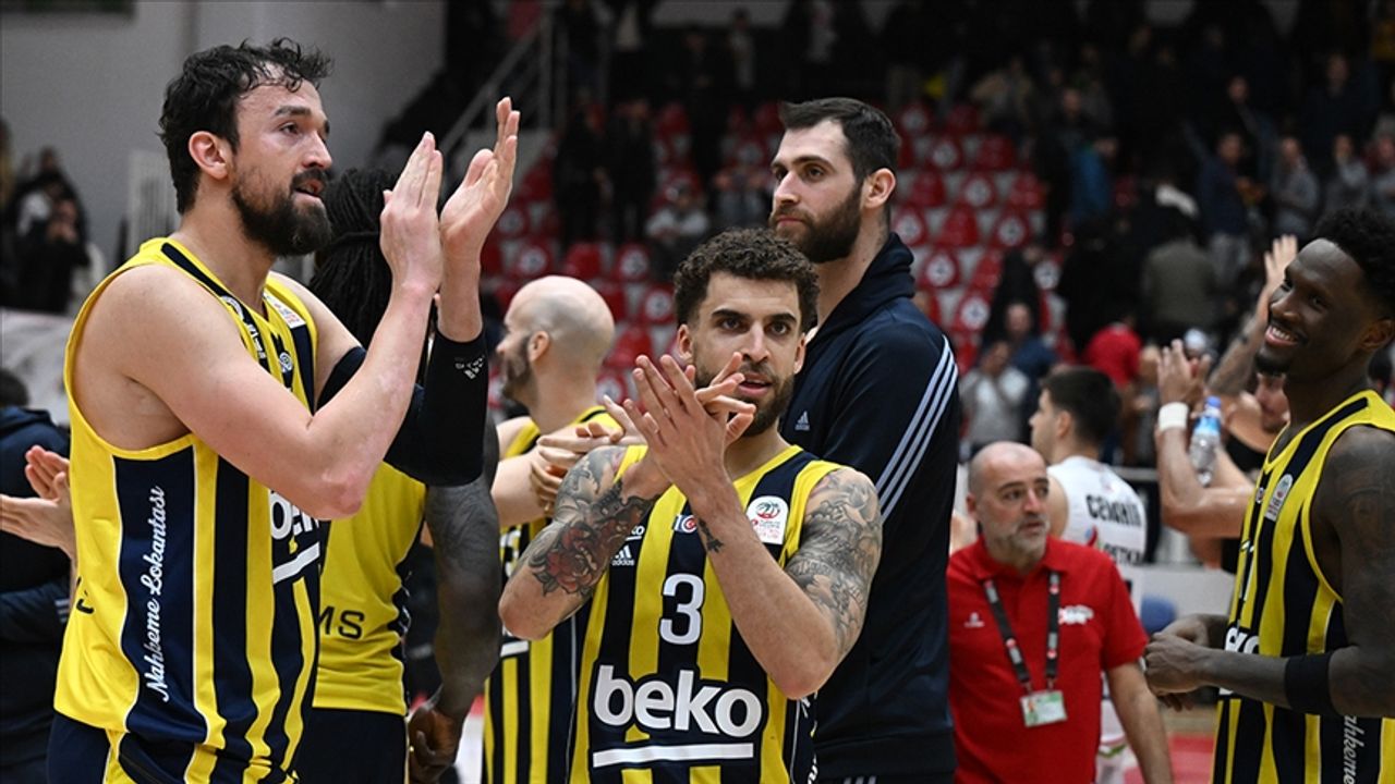 Fenerbahçe Beko, play-off ilk maçında yarın Aliağa Petkimspor'u konuk edecek