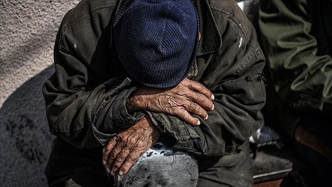 Gazze'deki hükümet: İsrail, Gazze'de alıkoyduğu Filistinlileri aç bırakıp şiddetli işkence uyguluyor