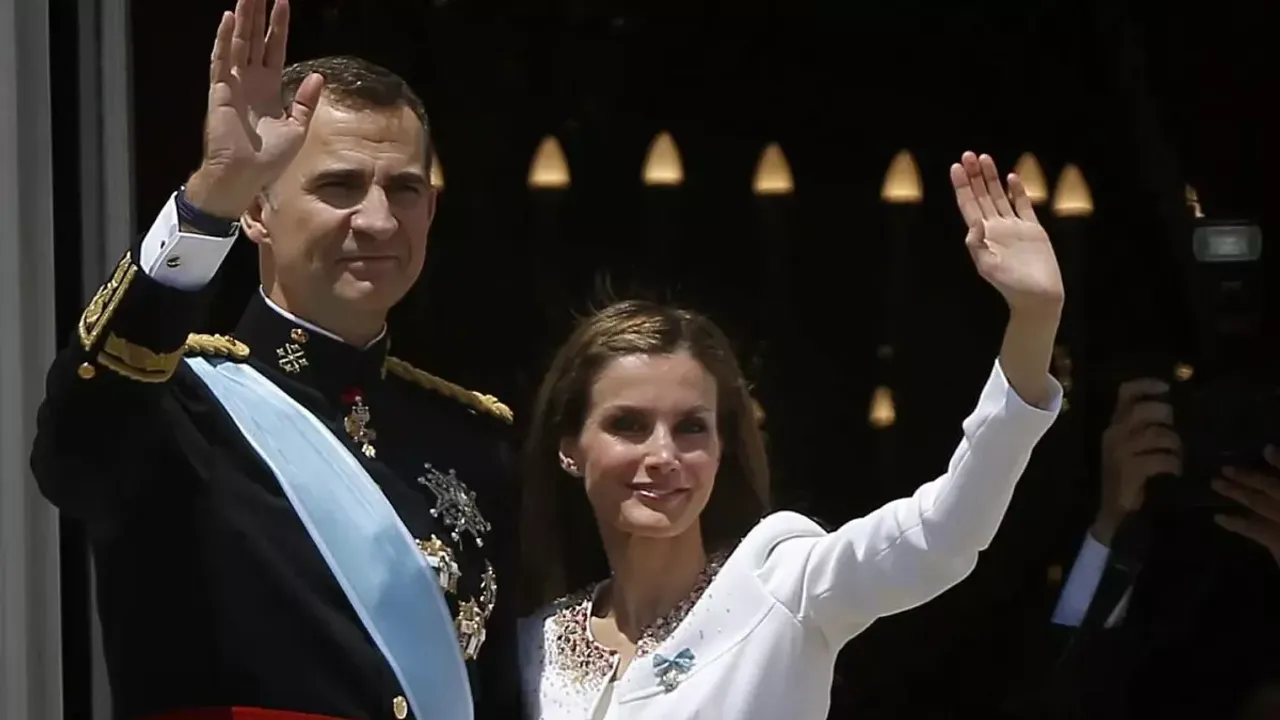 İspanya Kralı 6. Felipe tahta çıkışının 10. yılını kutladı