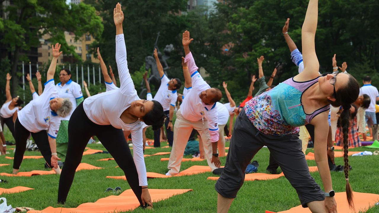 New York'ta Dünya Yoga Günü