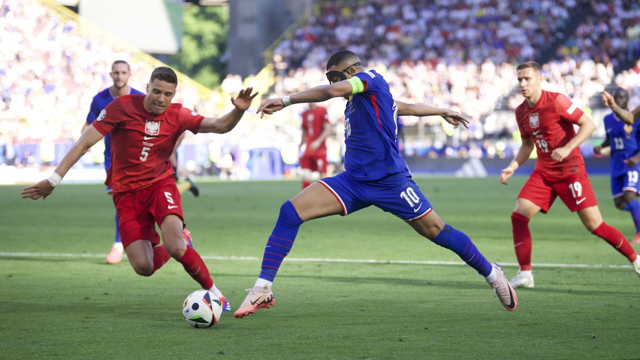 EURO 2024'te Fransa ile Polonya 1-1 berabere kaldı