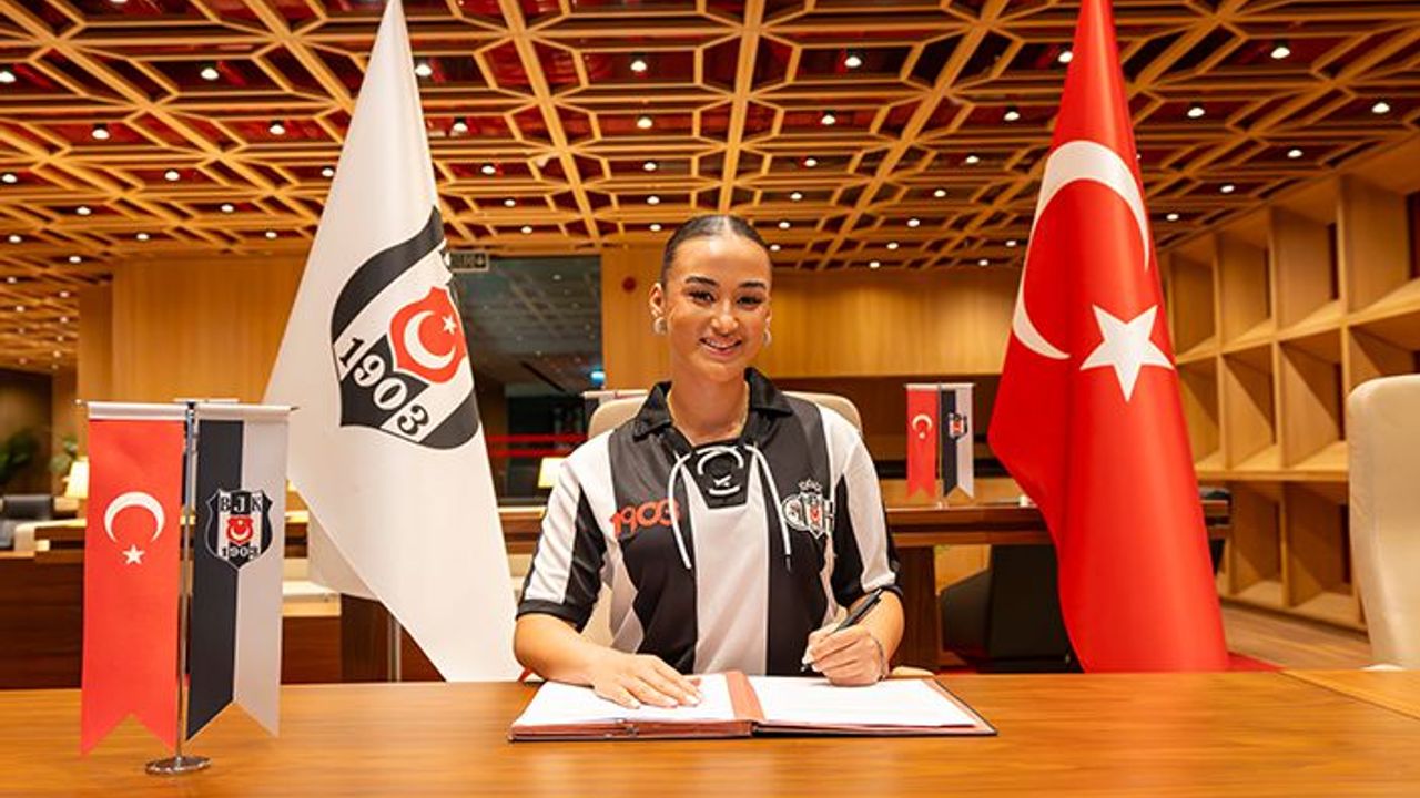 Beşiktaş Kadın Futbol Takımı, Meryem Cennet Çal'ı kadrosuna kattı