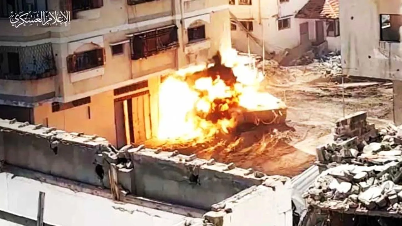 Filistinli direniş grupları Refah ve Şucaiyye'de İsrail askeri araçlarını hedef aldı