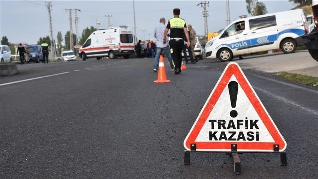 Konya'da takla atan otomobildeki 2 çocuk hayatını kaybetti