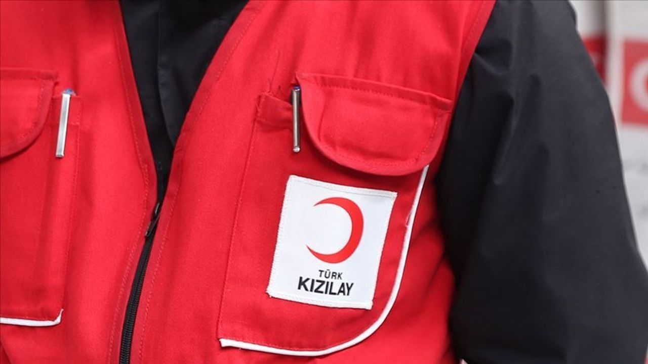 Türk Kızılay, Yetim Destek Programı'yla deprem bölgesindeki 532 çocuğa destek sağlıyor