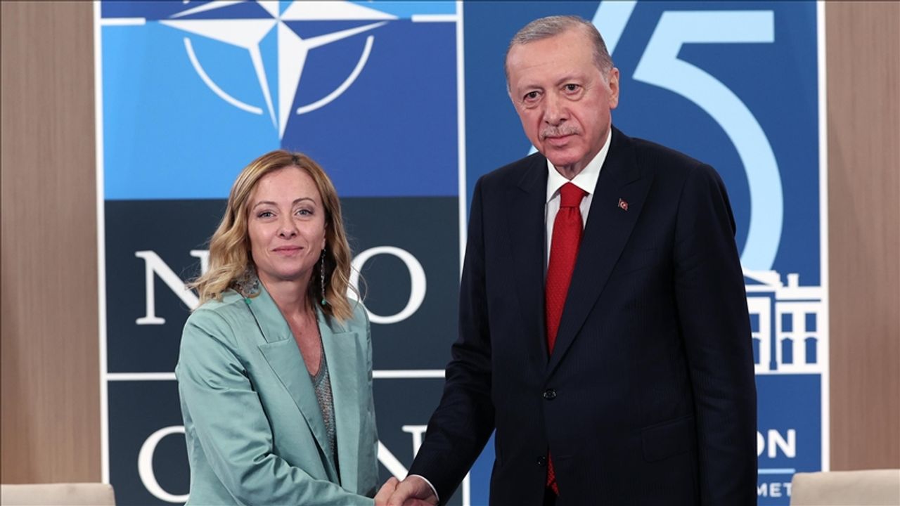 Cumhurbaşkanı Erdoğan, Meloni ile bir araya geldi