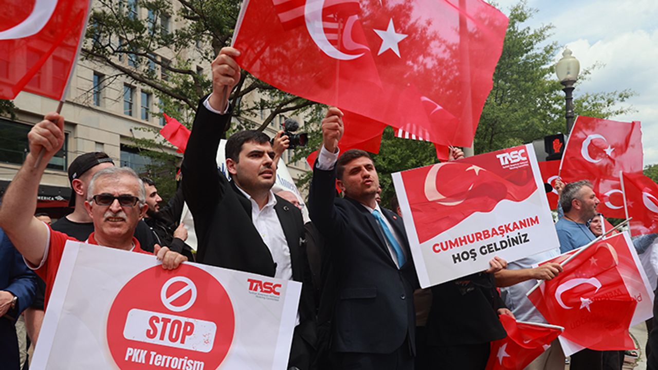 Cumhurbaşkanı Erdoğan'ı, ABD'de Türk vatandaşları karşıladı