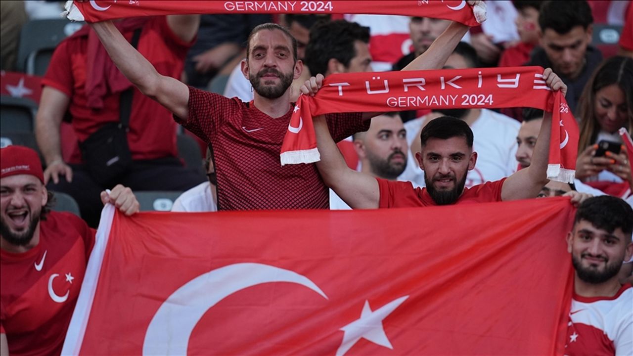 Hollanda-Türkiye maçına bakış