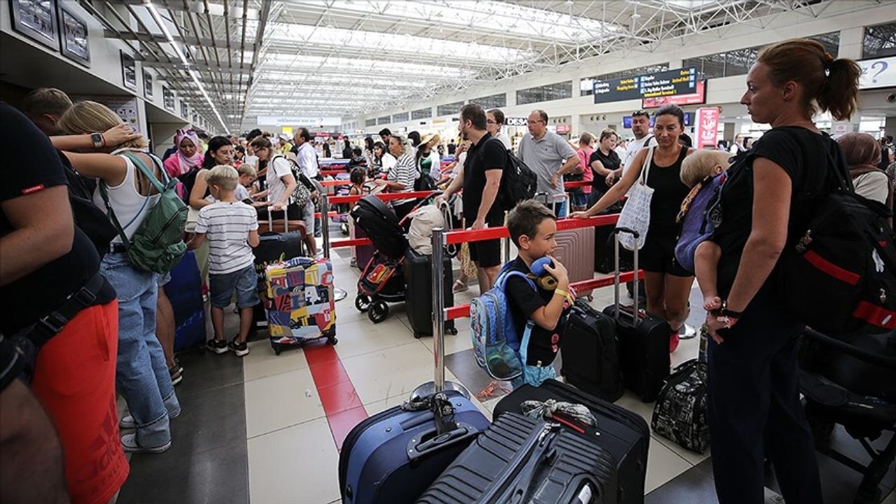 Antalya Havalimanı haziranda 5 milyondan fazla yolcuya hizmet verdi