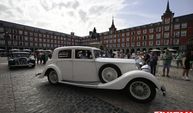Klasik arabalar Madrid'de şehir turu yaptı