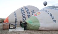Mısır ve Faslı balon pilot adayları  Kapadokya'da eğitim alıyor