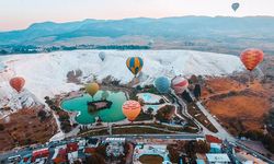 'Beyaz cennet' Pamukkale'de balonlu 29 Ekim coşkusu