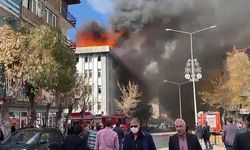 Erzurum'da İller Bankası'nın eski binasında yangın