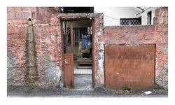 2 haftadır haber alınamıyordu, evinde ölü bulundu