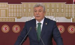 AK Parti'li Akbaşoğlu: İP yönetimi siyasi ahlak dersinden sınıfta kalmıştır