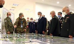 Bakan Akar: Türkiye, NATO ve Avrupa'nın sınırlarını korumak için ne gerekiyorsa yapıyor