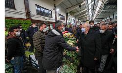 Kılıçdaroğlu, Ankara'da hal esnafını ziyaret etti