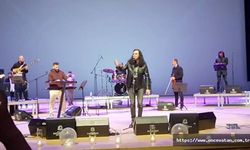 Murat Kekilli Denizli'de SMA hastaları için sahne aldı