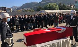 Şehit polis, memleketine uğurlandı