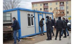 Yalnız yaşadığı konteynerde ölü bulundu 
