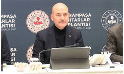 Bakan Soylu Bayrampaşa'da muhtarlarla bir araya geldi