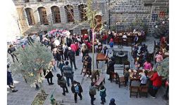 İş insanlarından dezavantajlı çocuklara yeni yıl etkinliği