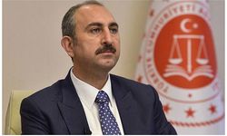 'ISRARLI TACİZ VE TAKİP FİİLERİNİ AYRI SUÇ OLARAK DÜZENLENECEK'