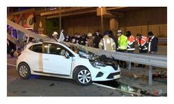 Kadıköy'de bariyer, otomobile ok gibi saplandı: 1 ölü 