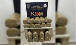 Kars'ta 30 litre sahte içki ve 110 paket kaçak sigara ele geçirildi