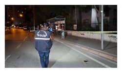Sokak ortasında silahlı saldırıda başından vuruldu