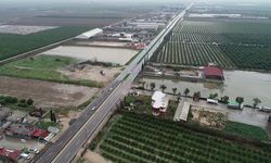 Adana'da sağanak; tarım arazileri su altında kaldı