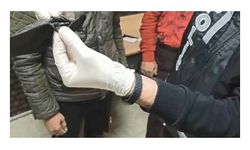 Ehliyet sınavında kopya çekmek için maskelerine kamera yerleştirmişler