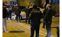 Güvenlik görevlisi, bara girmeye çalışan 3 kişiyi vurdu