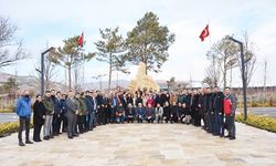 KADİRİYE GENEŞ'DEN 10 OCAK ÇALIŞAN GAZETECİLER GÜNÜ MESAJI