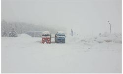 Konya - Antalya yolunda ulaşıma 'kar' engeli