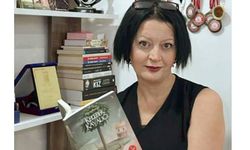 Sizi masumiyete  davet eden kitap: Kelebek Kayalığında﻿