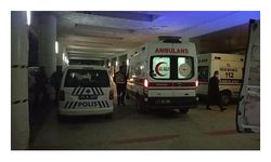 Boşanma aşamasındaki eşine ve ailesine bıçakla saldırdı: 5 yaralı