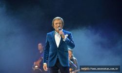 Erol Evgin Ankaralıları mest etti