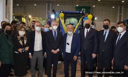 FATMA ŞAHİN TRAKTÖR LANSMANINA KATILDI