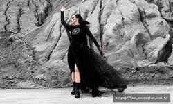 ROCK YILDIZI BARIŞ GÜLAY YENİ ŞARKISI KAFANIN IÇİNDE İLE BOMBA GİBİ DÖNDÜ!