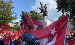Samsun'da Onur Anıtı'na saygı nöbeti, marşlarla bitirildi 