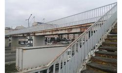 Silivri'de korkutan üst geçit 