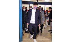 Trabzonspor'un yeni transferi Emrehan Gedikli, imzaya geldi 