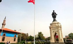 TÜRKİYE’NİN EN GÖRKEMLİ ANITLARINDAN BİRİ OLAN KONYA ATATÜRK ANITI NIN YAPILIŞ HİKAYESİ