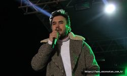 BATMAN’DA MUSTAFA CECELİ RÜZGARI, 15 BİN KİŞİYE KONSER VERDİ