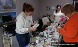 Eczacı gibi çalışarak savaştaki ülkelerine ilaç gönderdiler