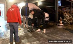 İstanbul'da yollar buz pistine döndü, kazalar beraberinde geldi