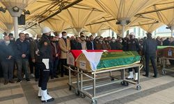 Kazada ölen polis ve hamile eşi toprağa verildi