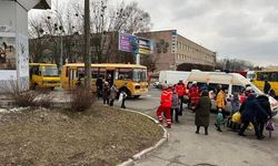Kuşatma altındaki Kiev’de tahliyeler devam ediyor