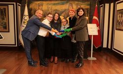 Rengarenk çoraplarla Down sendromuna farkındalık çağrısı